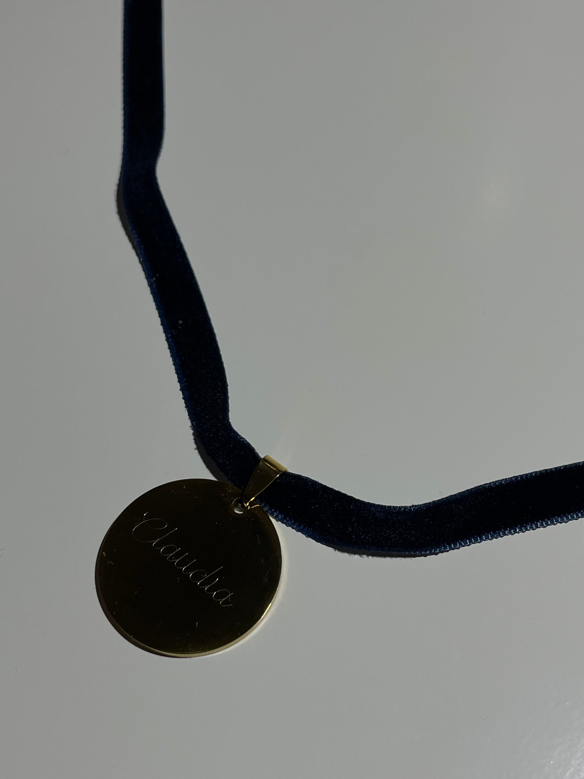 Medalla terciopelo azul